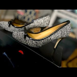 Womens Talbots black and white shoes